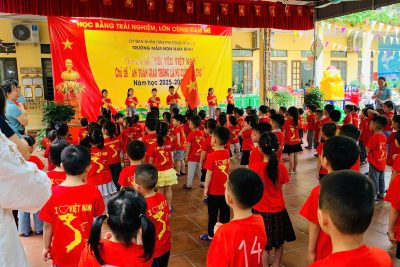 Trường mầm non Nam Bình tổ chức Chương trình: “Tôi yêu Việt Nam”